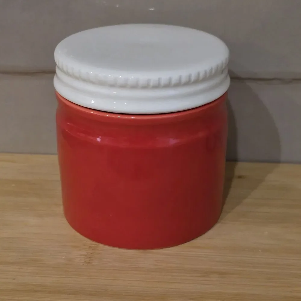 DOWAN ceramic butter